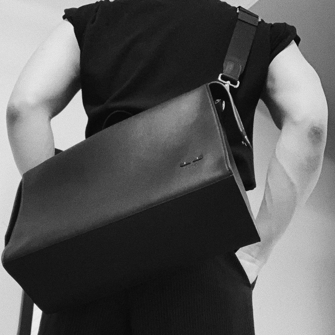 Fendi LUI bag large black leather with belt