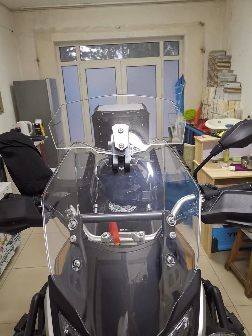 FREE Extendable Mini Windshield Clear, Motorcycles, Motorcycle