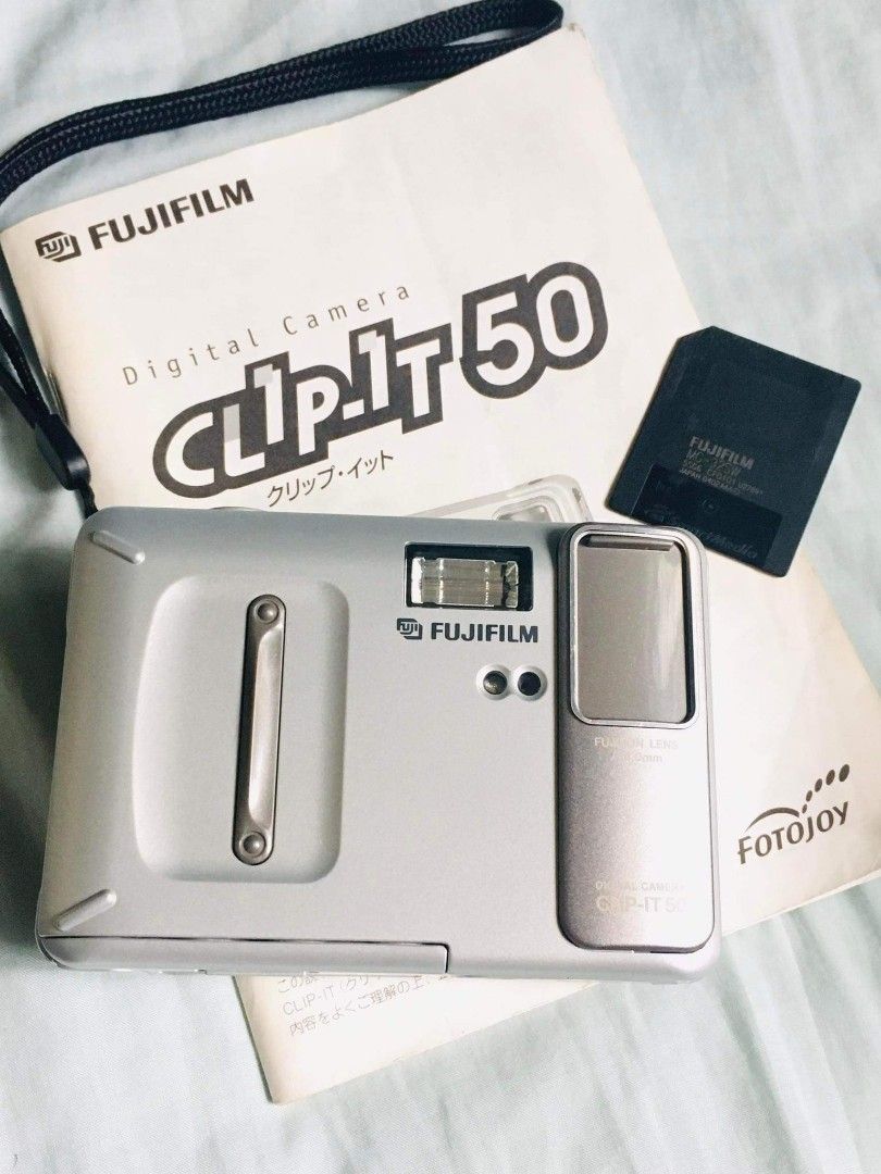 FUJIFILM CLIP-IT 50 デジカメ FUJIFILM CLIP-IT 50 デジカメ - メルカリ