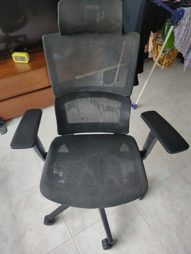 full mesh Ergonomic Office Chair, Furniture & Home Living, Furniture, Chairs  on Carousell