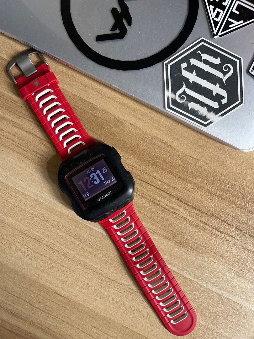 Garmin 920xt Tri Watch Running Swimming Biking, Men's Fashion, Watches