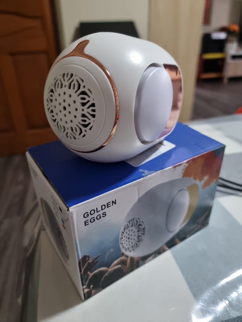 Golden egg speaker top