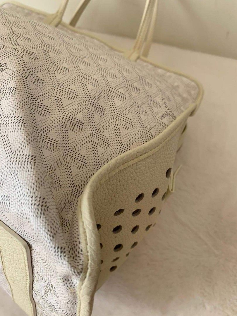 Goyard White Goyardine Sac Hardy PM Leather Cloth Cloth ref.128395 - Joli  Closet