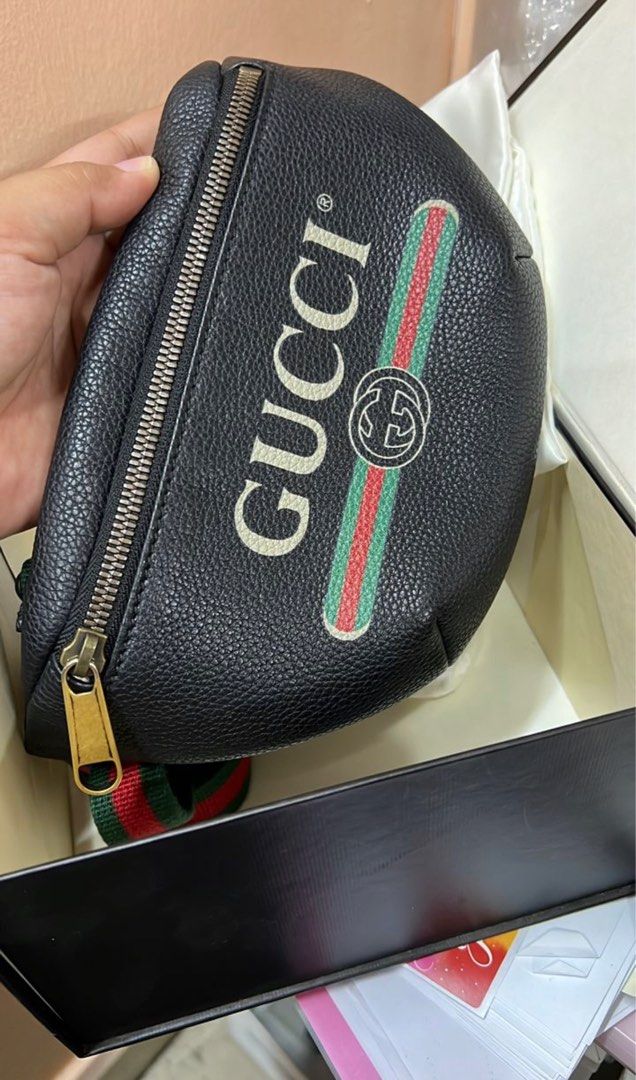 URGENT SELLING TODAY ONLY) Gucci Bumbag Waist Bag, Men's Fashion, Bags,  Belt bags, Clutches and Pouches on Carousell
