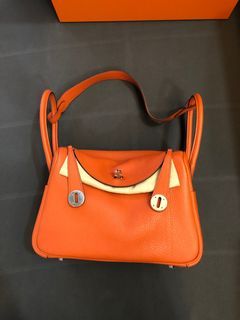 Hermes Lindy 26 rouge sellier, 名牌, 手袋及銀包- Carousell