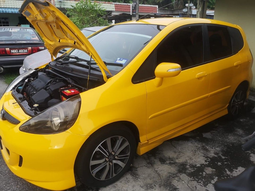 Honda jazz 2005, Cars, Cars for Sale on Carousell