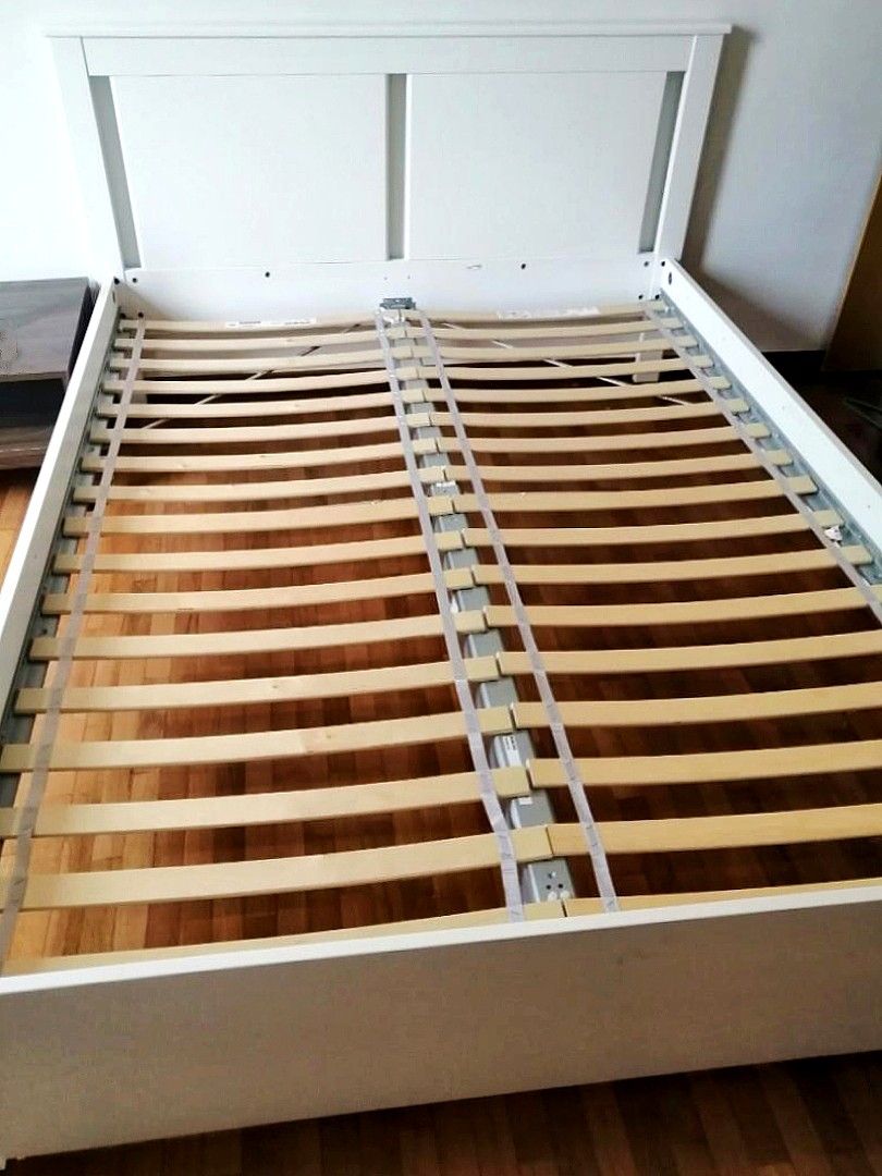 Songesand queen top bed frame