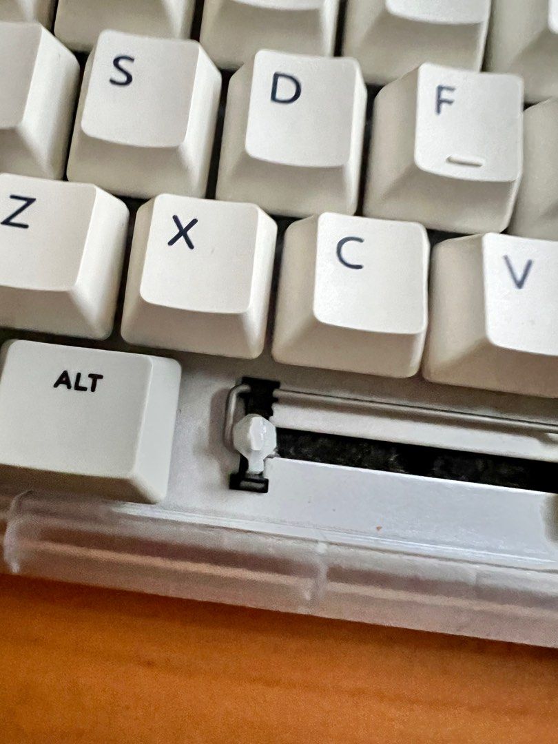 IQUNIX OG80 Wormhole Keyboard, Computers & Tech, Parts & Accessories