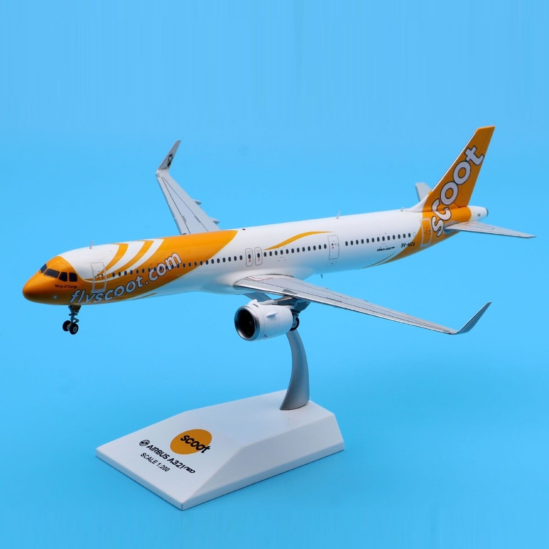 JC WINGS SINGAPORE FLYSCOOT AIRBU A321NEO 9VNCA 1200 DIECAST MODEL