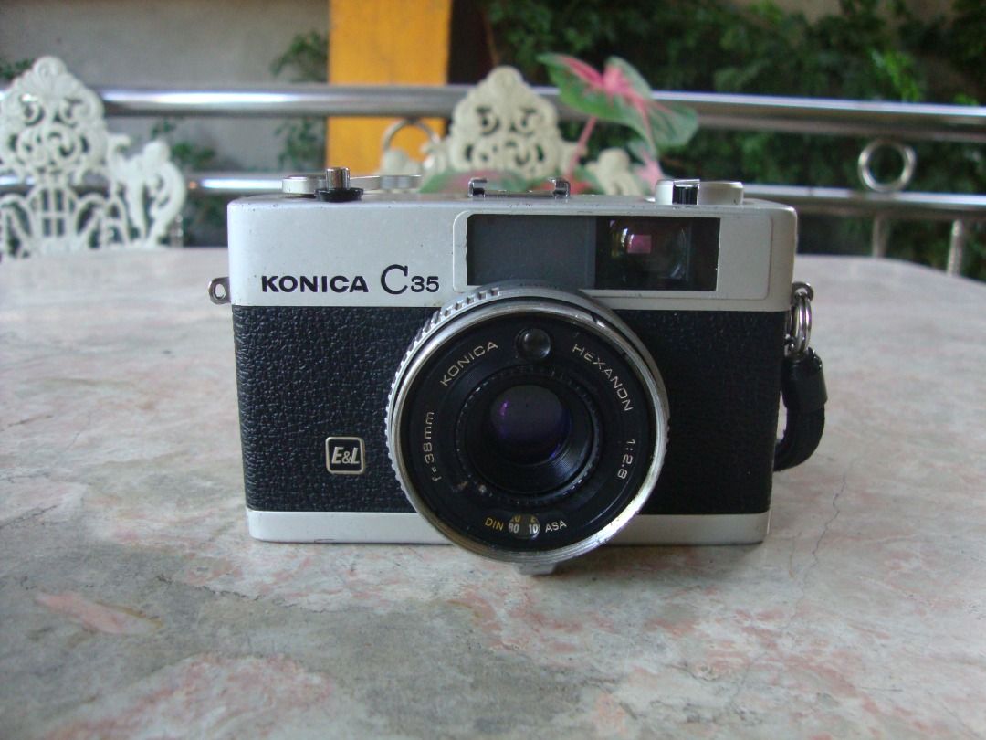 Konica C35 Ventage Film Camera ( tested before Ship Out ) (Category: Cameras) located in San Rafael. Submitted by edgardomabalot53 (Listing ID 1211658239, Image 1). Description: QuickSpecs; 35MM Film Camera Konica C35 Camera Lens Konica Hexanon 38mm F2.8 Custom ASA / ISO settings No Issue No Scratches 100% working Inclusion; Camera Bag Strap MOP: Gcash or BPI.