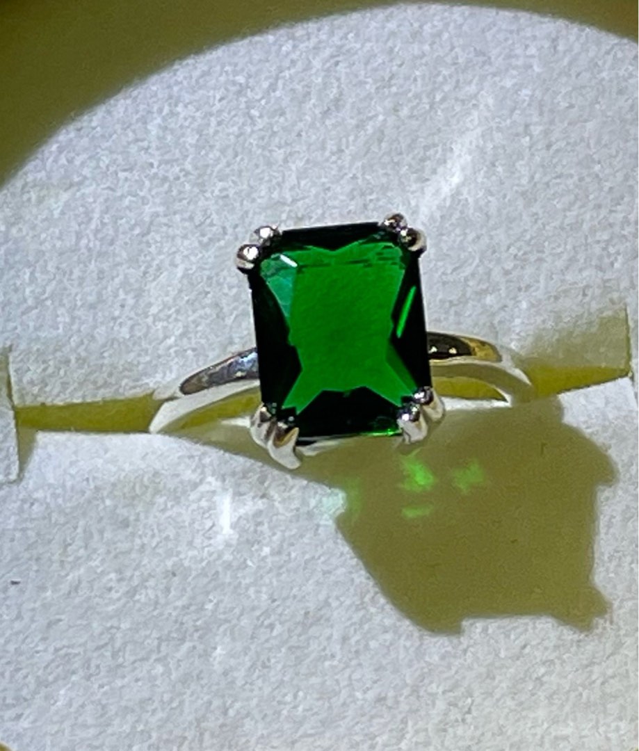 Lab Emerald, Women's Fashion, Jewelry & Organisers, Rings on Carousell