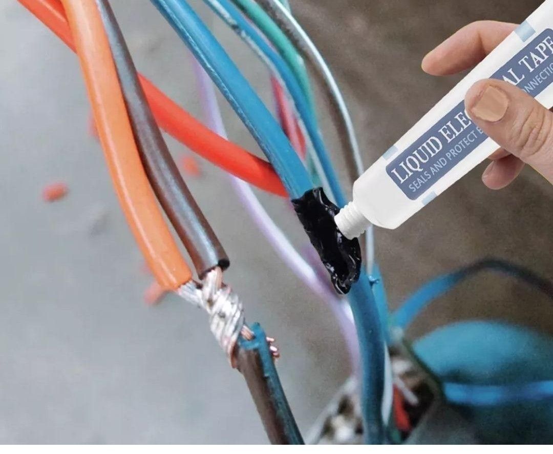 Liquid electrical tape, TV & Home Appliances, Electrical, Adaptors