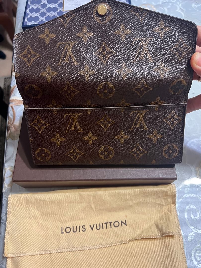 Certified Authentic LOUIS VUITTON SARAH WALLET – Sexy Little Vintage