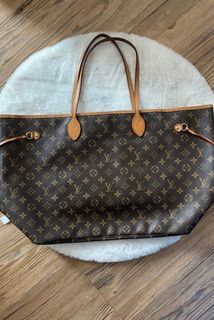 (Category: ) located in . Submitted by dolcestore_ (Listing ID 1211567084, Image 1). Description: .