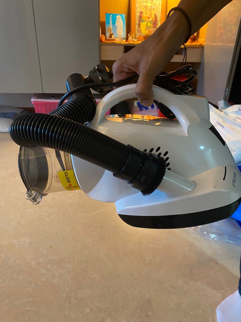 Anti dust UV vacuum cleaner, TV & Home Appliances, Vacuum Cleaner