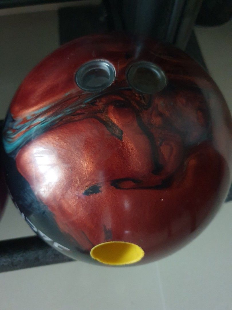 Motiv Mythic Jackal Bowling Ball, Sports Equipment, Sports & Games