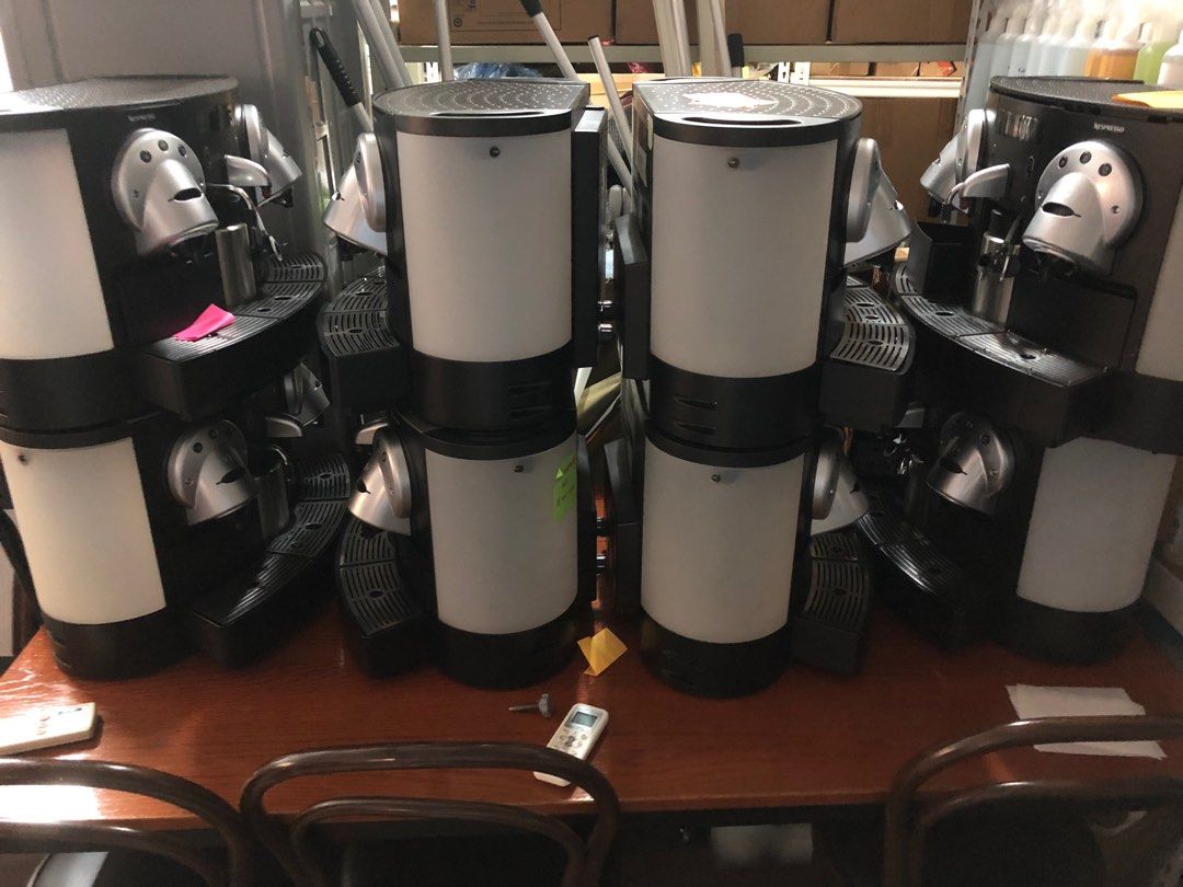 Nespresso Gemini CS 220 pro, TV & Home Appliances, Kitchen Appliances