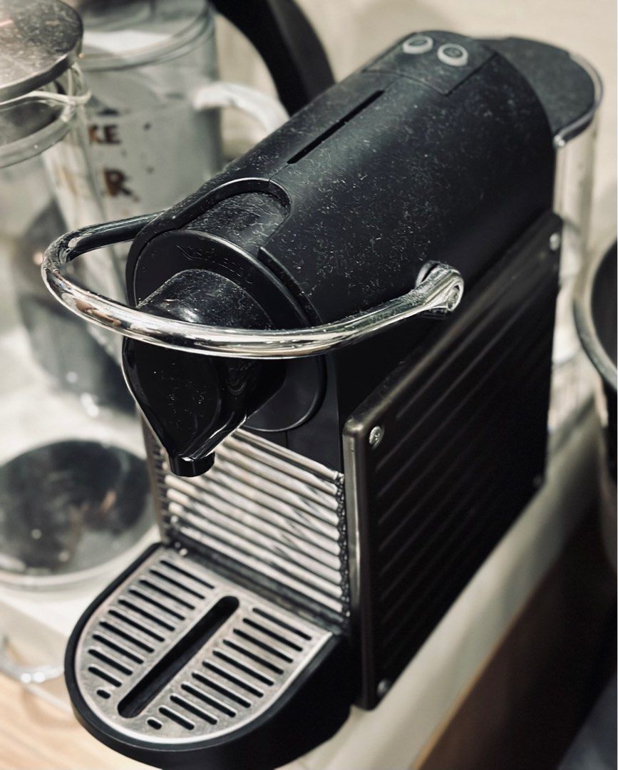 Nespresso Pixie Coffee Machine Titan, TV & Home Appliances, Kitchen