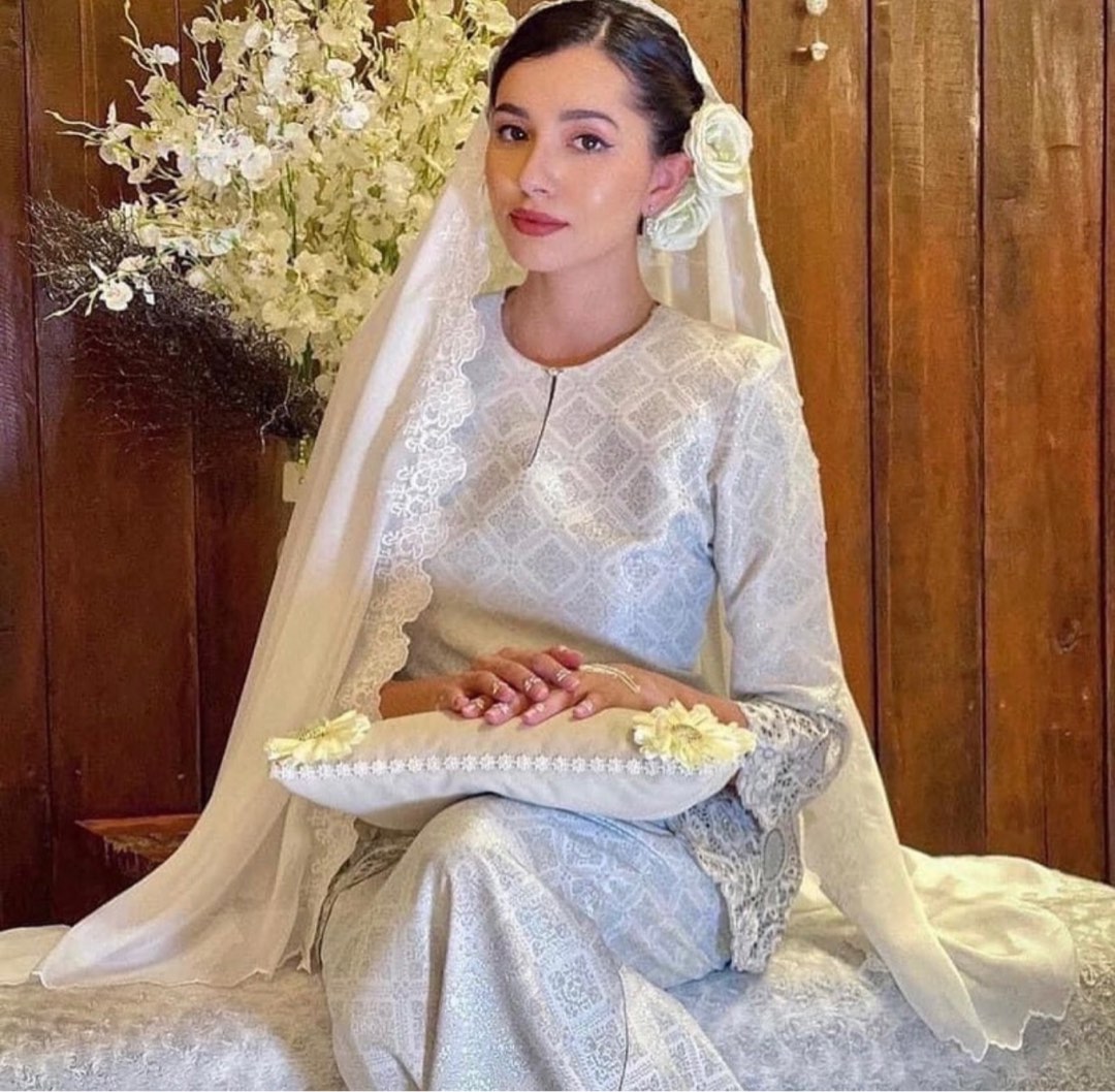 Prelove sekali pakai ~ Songket Pahang Customade Baju Nikah Baru Baju