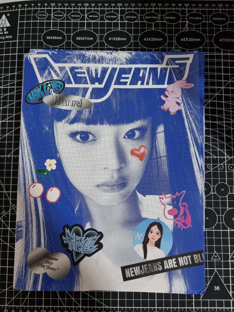 NEWJEANS - New Jeans (Bluebook ver.) Album version Hyein Ver.