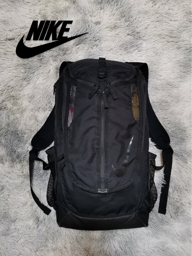 Nike online shield backpack