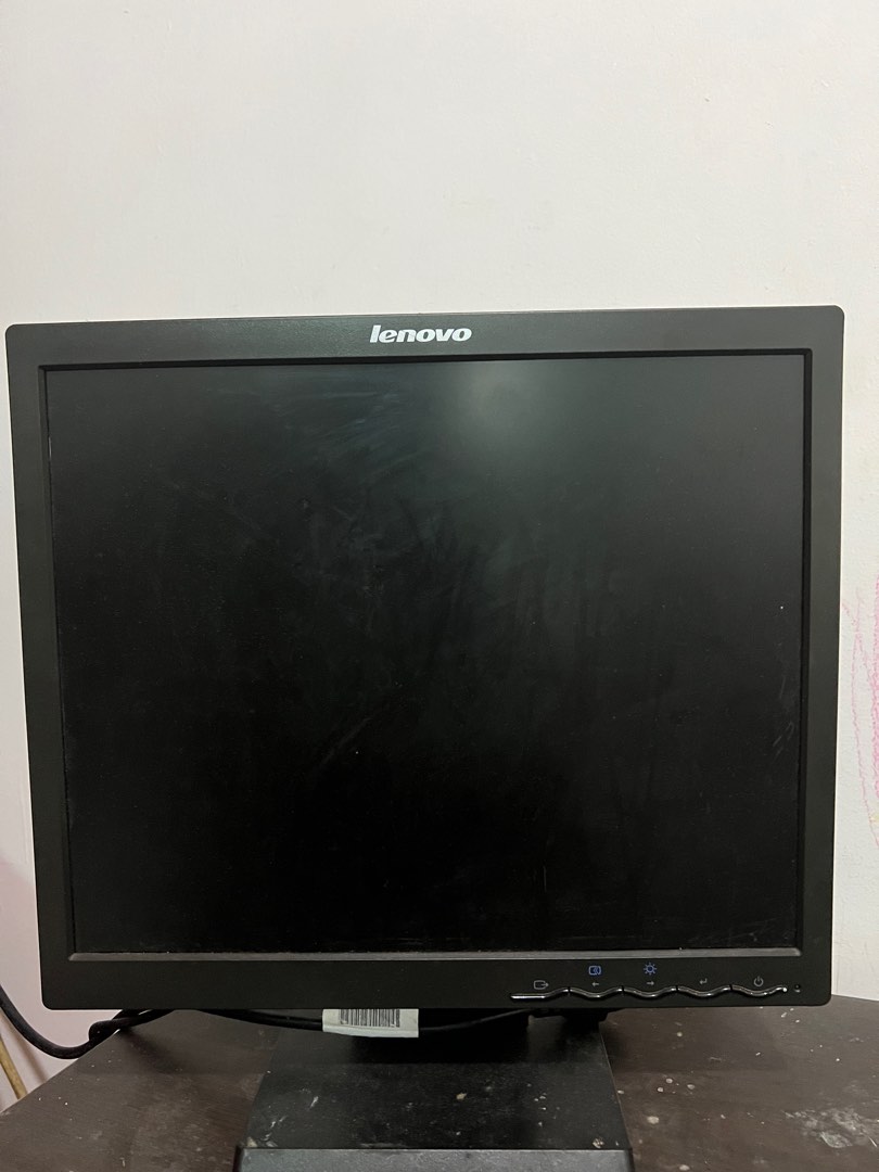 Old LCD monitor, Computers & Tech, Parts & Accessories, Monitor Screens