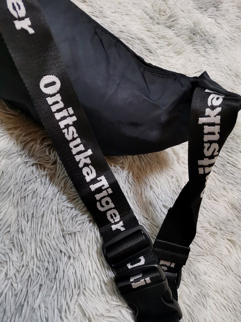 onitsuka tiger waist bag