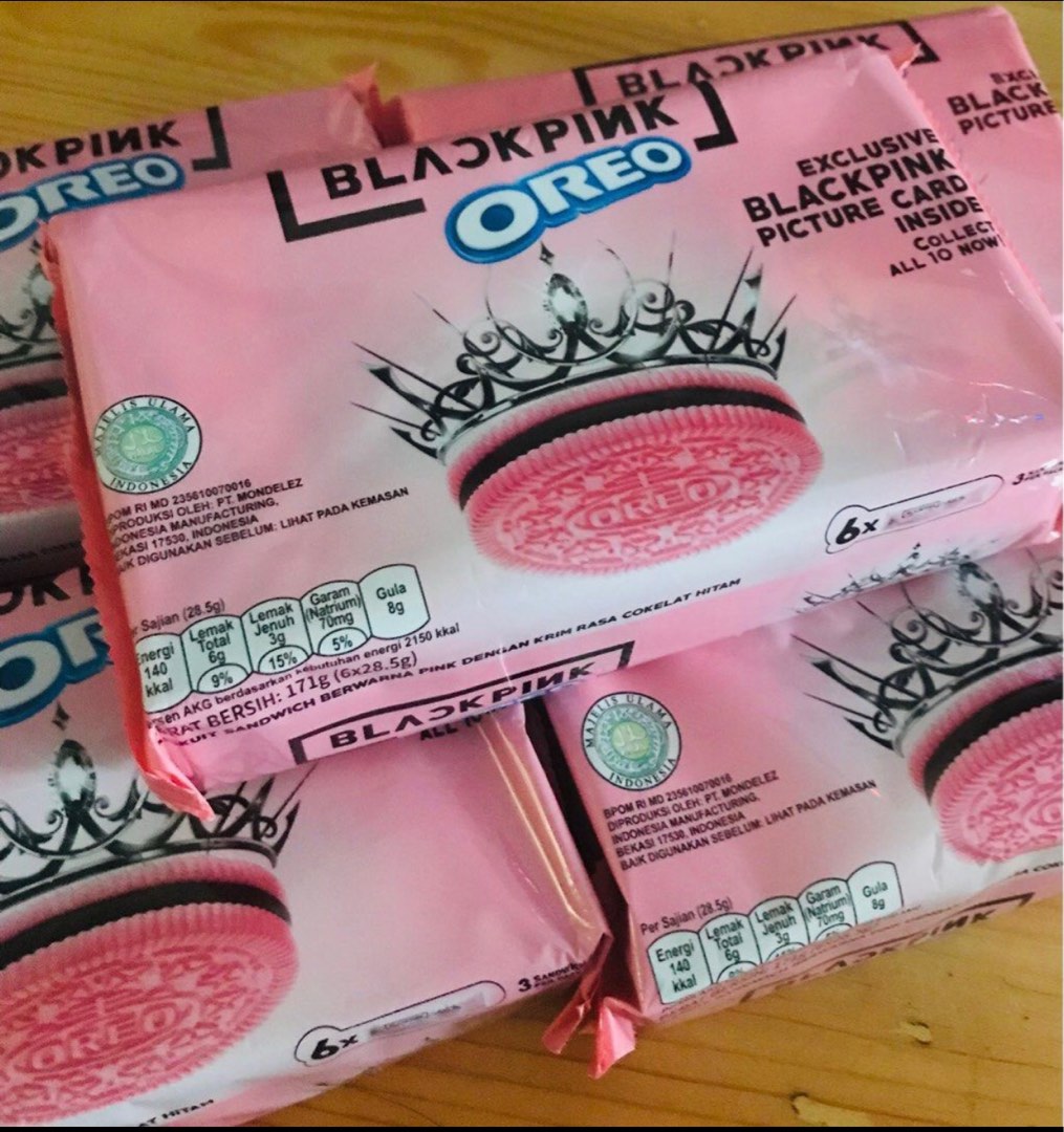 Oreo Blackpink, Food & Drinks, Packaged Snacks on Carousell