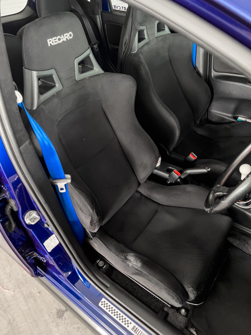 (Original) Evo 10 Seats, Car Accessories, Accessories on Carousell