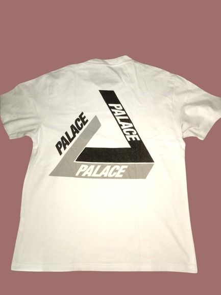 Palace Tri-Shadow (Category: Tshirts & Polo Shirts ) located in Manila. Submitted by da666ul (Listing ID 1211676034, Image 3). Description: Palace Tri-Shadow Authentic Issue: needs wash & mark on collar Size Large 22x29 (according to size chart) Negotiable.