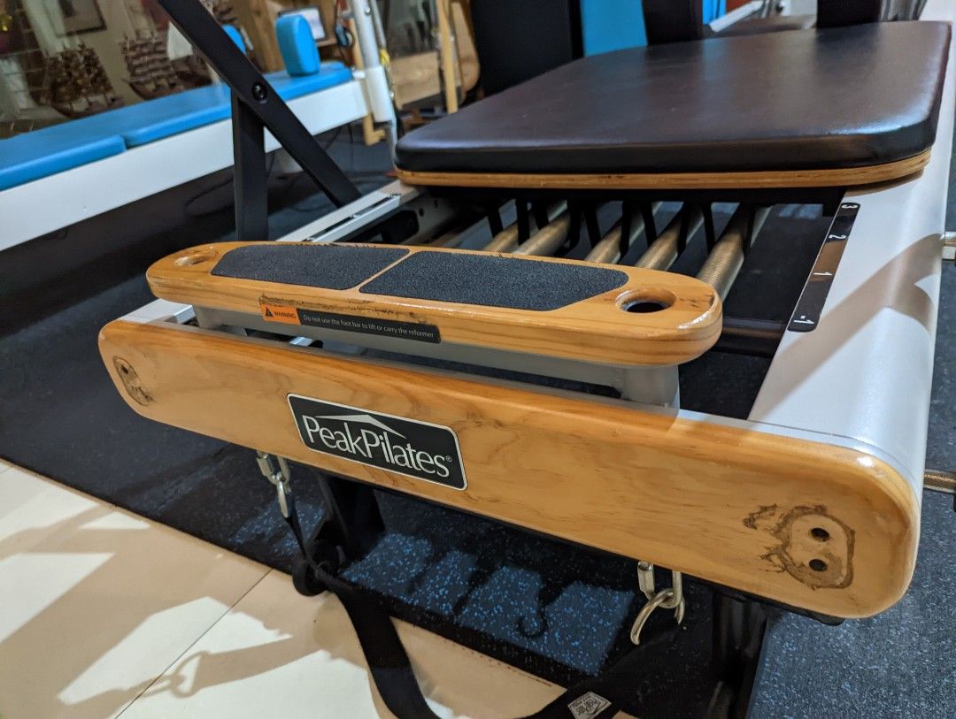 Peak Pilates reformers machine, Sports Equipment, Exercise & Fitness