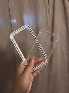Pixel 4a Clear Case and Align Border