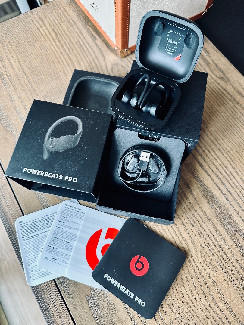 Powerbeats Pro, Audio, Earphones on Carousell