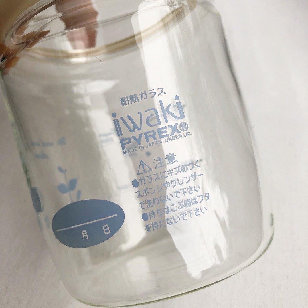 Pyrex Glass Canister Coffee Jar (Category: Coffee & Tea Tableware) located in Davao. Submitted by ejd_needsandwants (Listing ID 1211553352, Image 3). Description: ⚠️For Sure Buyer⚠️ Read Details 👀👇🏻 Below ❣️AVAILBLE❣️ Pyrex Glass Canister / Coffee Jar ~ vgc, lid with scratches, no cracks ~ approx. 3.75"D x 5"H (500ml) ~ Php. 450 ✳️ last price posted ✳️ First to Pay Basis ✳️ send details to order Name: Add: Cp no: Mop: bpi/bdo/gcash (+ 15Php. s