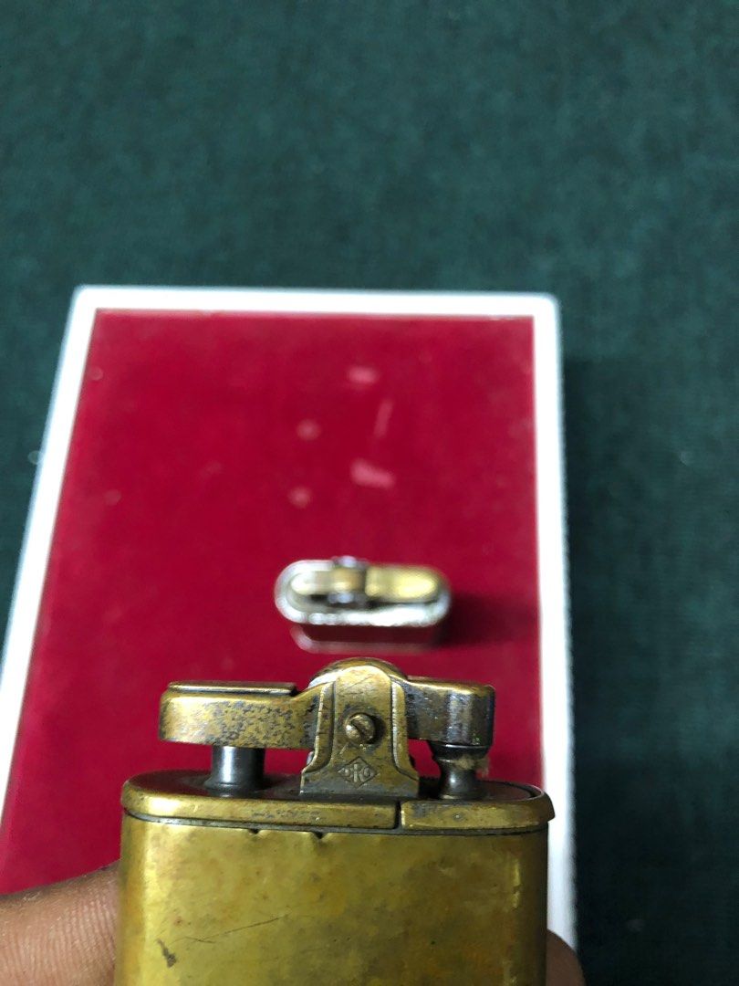 Robinson lighter Vintage and rare lighter Vietnam war, Hobbies & Toys