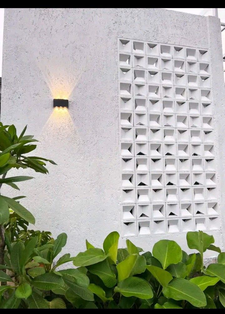 Roster beton minimalis dekorasi rumah taman