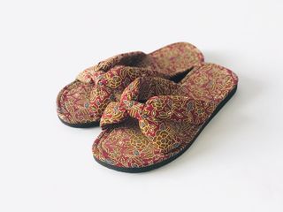 Sandal Rumah Batik Keris