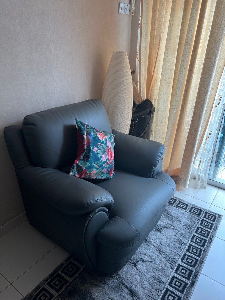 2 seater sales couch game