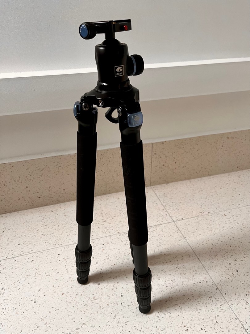 Sirui Pro tripod R2241X with K20X ball head, Photography, Photography