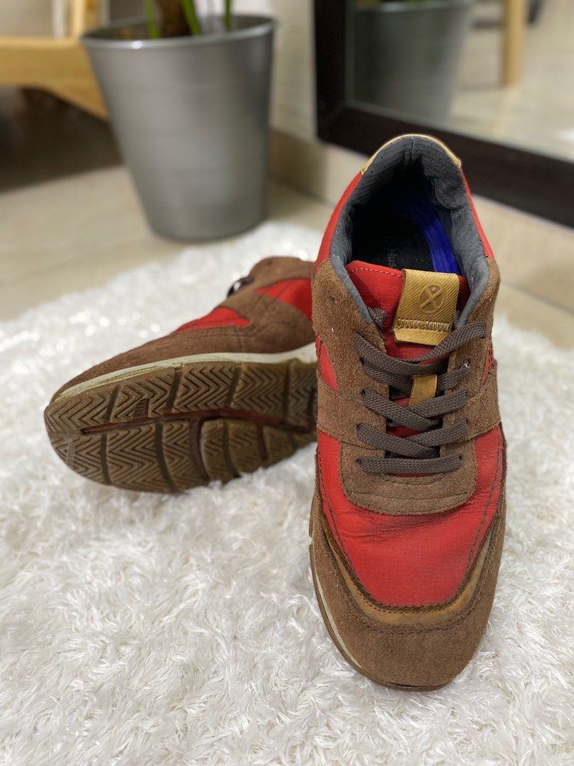 Hush puppies size hotsell 9