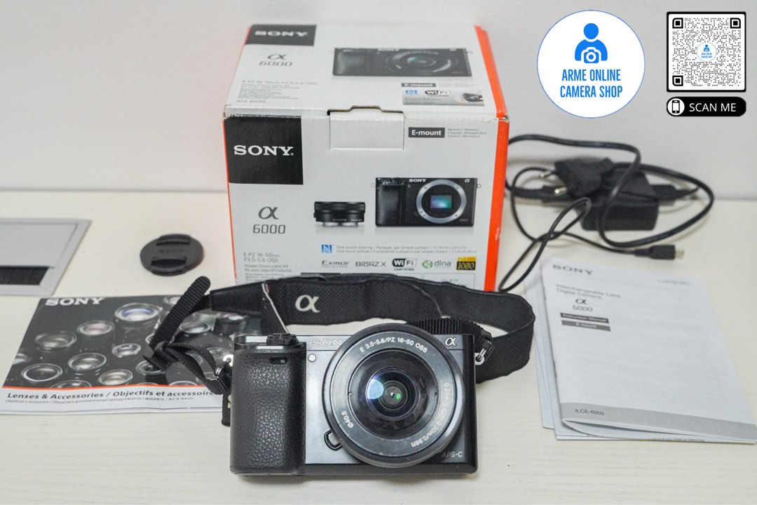 Sony A6000 Mirrorless Camera Complete Boxed Package + Transcend 32GB