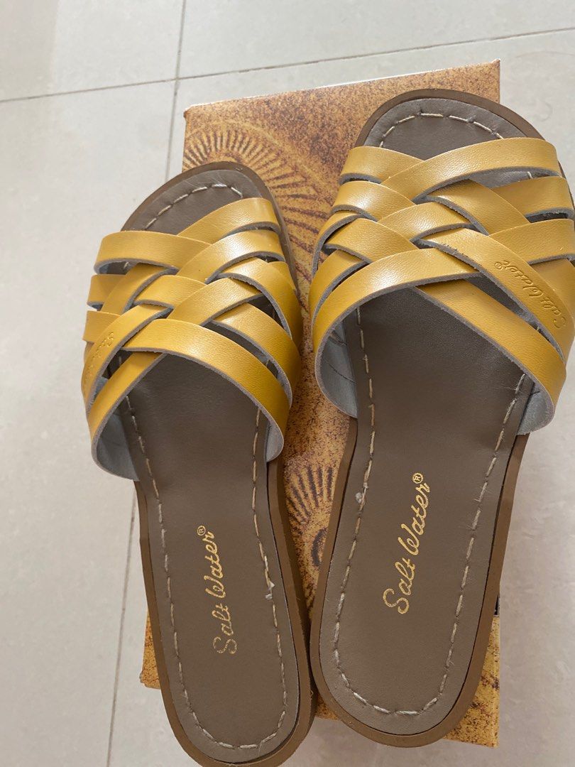 SW mustard saltwater slides, Women's Fashion, Footwear