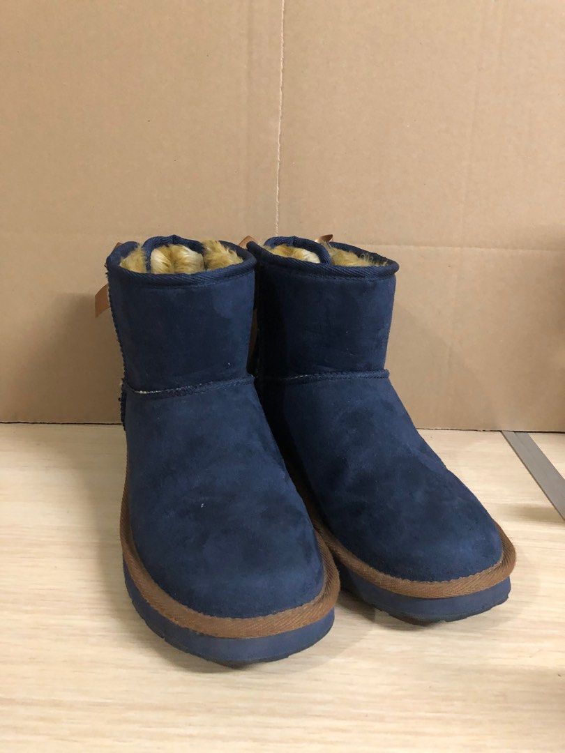 Vans fur lined boots on sale
