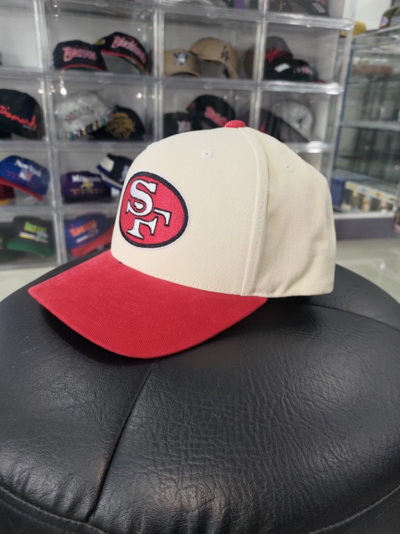 Mitchell & Ness San Francisco 49ers 'Vintage Cream' Pro Crown Snapback