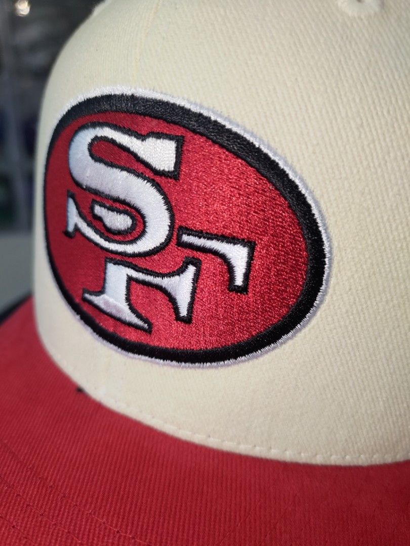 Mitchell & Ness San Francisco 49ers 'Vintage Cream' Pro Crown Snapback