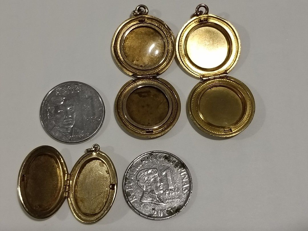 Vintage Gold Filled Lockets ( 1500 each ), Women's Fashion, Jewelry