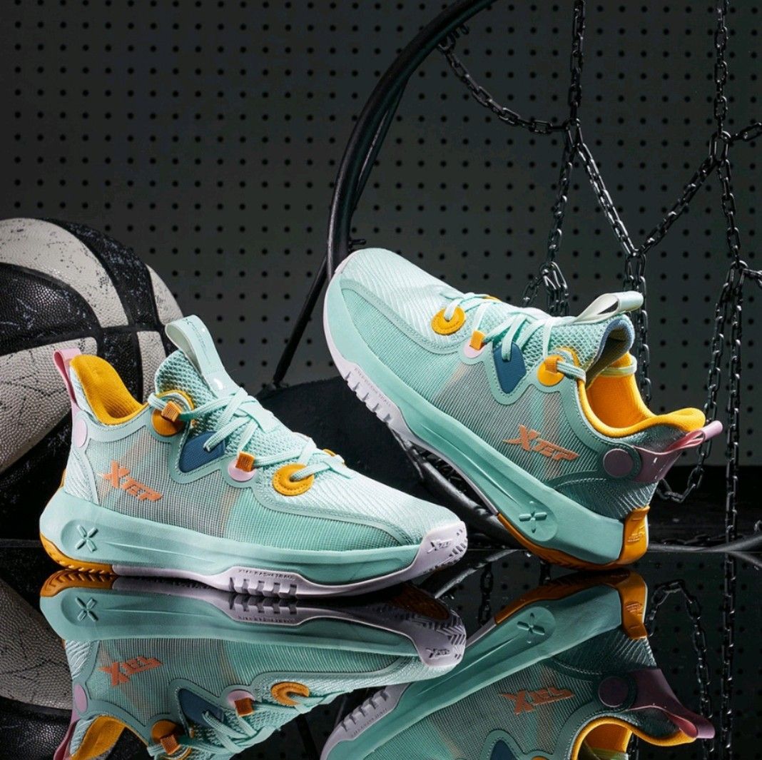 Mid cut basketball shoes store