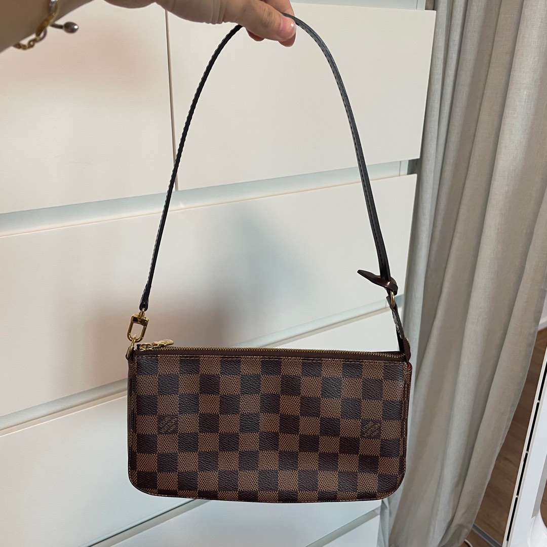 RARE ‼️ Louis Vuitton Pochette Accessoires Damier Ebene NEW MODEL, Luxury,  Bags & Wallets on Carousell