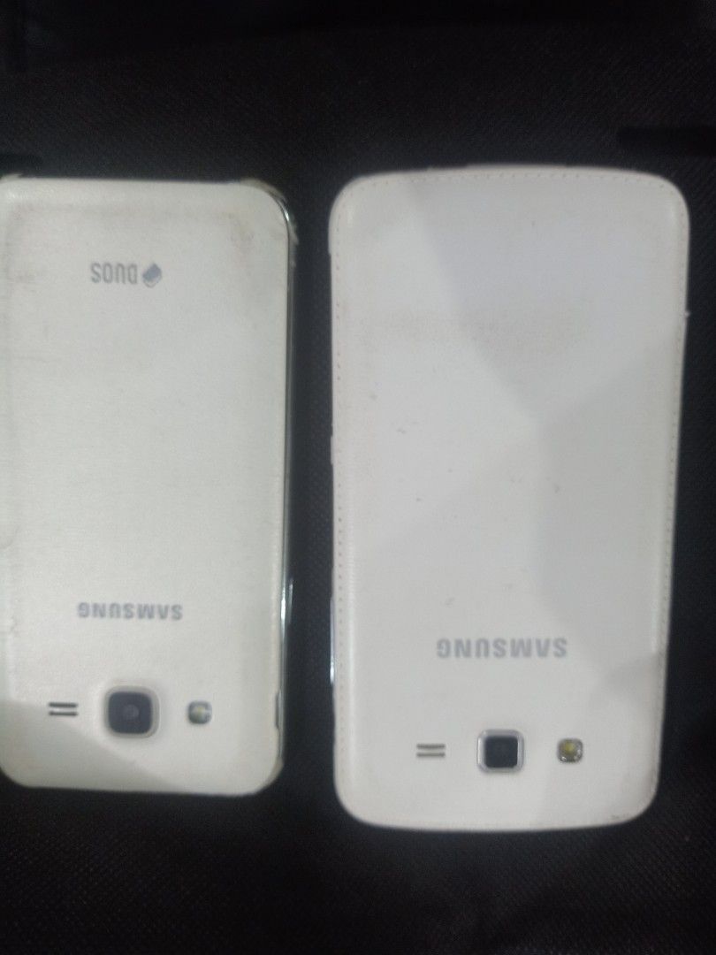 2 pcs defective samsung (Category: Samsung) located in Las Pinas. Submitted by the_recycle_shop (Listing ID 1211822213, Image 2). Description: issue defective selling as defective as is where is for parts Samsung grand 2 issues powers on but will not continue after the logo power button lubog na Samsung j2 cracked screen no touch screen buy at your own risk.