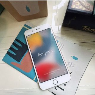 [電池健康度80%] 玫瑰金女用機 IPhone 8 PlUS 64g二手 🎁送原價2千刺繡貓咪插卡手機殼/電動手機殼/廣角鏡